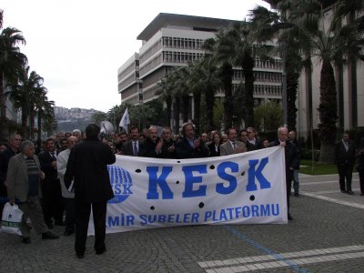 TELEKOM İŞÇİLERİNE KESK İZMİR ŞUBELER PLATFORMU DESTEĞİ
