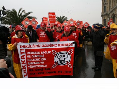 SOSYAL SİGORTALAR VE GENEL SAĞLIK SİGORTASI (SSGSS) YASASI'NA KARŞI ANKARA YÜRÜYÜŞÜ