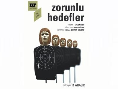 ÜYELERİMİZLE BİRLİKTE TİYATROYA GİDİYORUZ