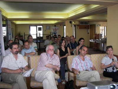 BARIŞ VE İNSAN HAKLARI İHLALLERİNDE BİLİM İNSANLARI