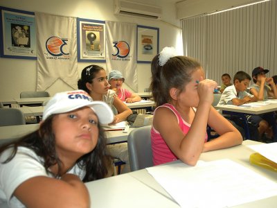 EMO YAZ OKULUNDA DRAMA ATÖLYESİ YAPILIYOR