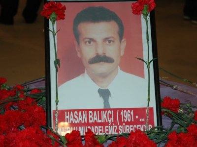 HASAN BALIKÇI ADINA "YALNIZ DEĞİLSİN" KİTABI  <BR>
HASAN BALIKÇI ANILDI