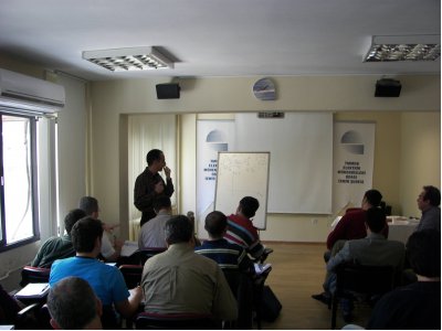 ELEKTRİK TESİSLERİNDE TOPRAKLAMALAR EĞİTİMİ YAPILDI