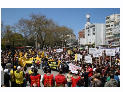 SİNOPTA NÜKLEER SANTRALLARA KARŞI MİTİNG YAPILDI