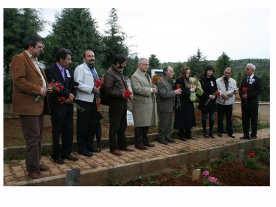 YALÇIN KAYA NECAN MEZARI BAŞINDA ANILDI