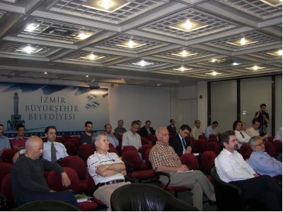 GEZGİN İLETİŞİM TEKNOLOJİLERİ VE HALK SAĞLIĞINA ETKİLERİ PANELİ GERÇEKLEŞTİRİLDİ