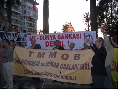 IMF VE DÜNYA BANKASI İZMİR'DE DE PROTESTO EDİLDİ