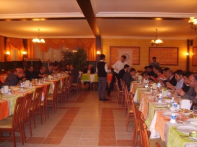 17 ARALIK 2009 TARİHİNDE ŞUBEMİZ YÖNETİM KURULU'NUN KATILIMI İLE, K.MARAŞ TEMSİLCİLİĞİ ÜYELERİ İLE 2008-2009 YILI DEĞERLENDİRME TOPLANTISI YAPILMIŞTIR.