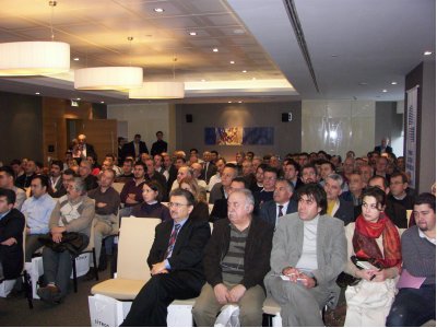 AYDINLATMADA ENERJİ VERİMLİLİĞİ SEMİNERİ YAPILDI