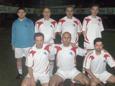 TMMOB BURSA İKK 22.GELENEKSEL HALI SAHA FUTBOL TURNUVASI BAŞLADI