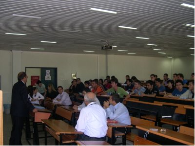DOKUZ EYLÜL ÜNİVERSİTESİ ELEKTRİK - ELEKTRONİK MÜHENDİSLİĞİ BÖLÜMÜ 1. SINIF ÖĞRENCİLERİ - DIŞ DANIŞMANLAR TANIŞMA TOPLANTISI